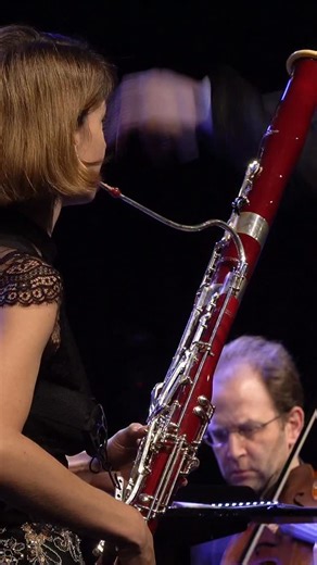 🎶 HUMMEL 🎶 bassoon: @valeriacurtibassoon orchestra: @camerata_schweiz conductor: @griffithskevin recording: @dominykasgircius @josuadillier Flashbackt to January 2024 ➡️ full recording on YOUTUBE #valeriacurti #bassoon #bassoonist #basson #fagottistin #fagot #fagotto #classicalmusic #doublereed #doublereeds #bassoonconcerto #classicalmusic #classicalmusician #klassik #concert #classicalconcert #classicalmusiclover #culture #kultur #art #classicalmusiclife #musicianslife #swissmusic #swissmusic