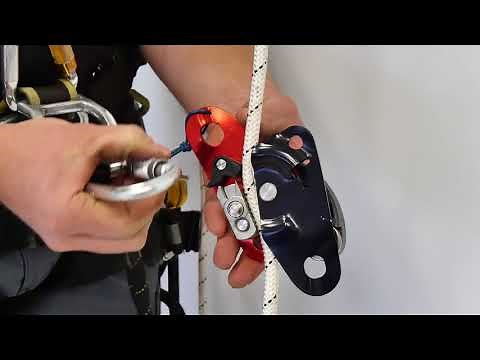 02 Setting up and descender using