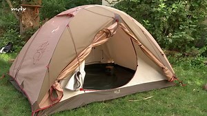 54K views · 436 reactions |  ‍‍ Mit zwei kleinen Kindern um die Welt reisen? Unmöglich! Die beiden Jenenser Tilman und Inga Heinze verstehen ihre Elternzeit als Abenteuer und machen einfach, wovon viele nur träumen. Tilman hat sogar ein ungeschöntes Buch darüber geschrieben, wie es so ist, mit Kindern so weit zu reisen. Spannend!  | Der starke Osten | Facebook