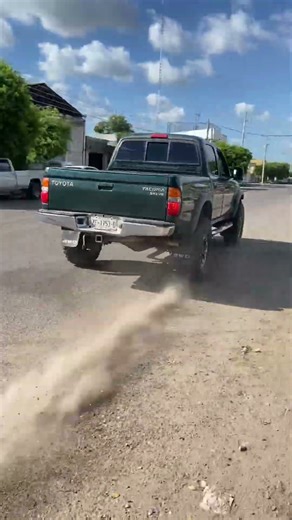 Toyota tacoma 2003 reprogramada al 6871454727 #toyota #tacoma #toyotatacoma