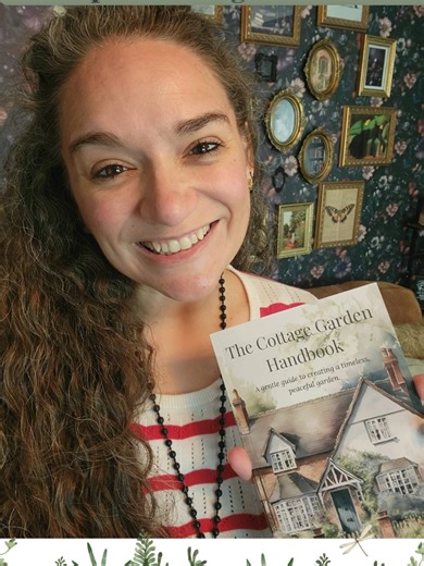 The garden is waking up again 🌿 To celebrate the first days of spring, my Cottage Garden Handbook is available this weekend for under $10 🌸 It’s a gentle, step-by-step guide to help you create a peaceful, romantic garden of your own ✨ You can grab your copy through the link in my bio #cottagegarden #springgarden #gardeningseason #slowliving #barefootandbloom