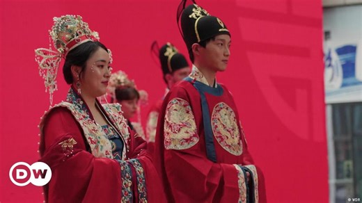 China: Can collective weddings boost the birthrate?