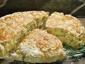 HOW TO MAKE BACON AND ROSEMARY DAMPER - Aussie girl can cook