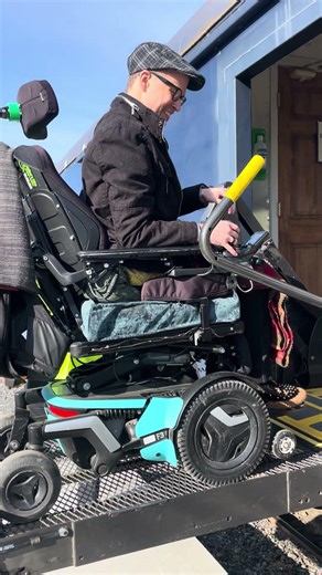 Blue Ridge Scenic Railway wheelchair lift Permobil #wheelchair #train #railway