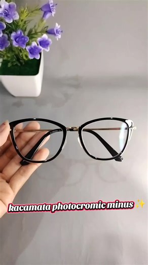 kacamata photocromic minus free box dan lap kacamata 👍 model CAT EYE ✨