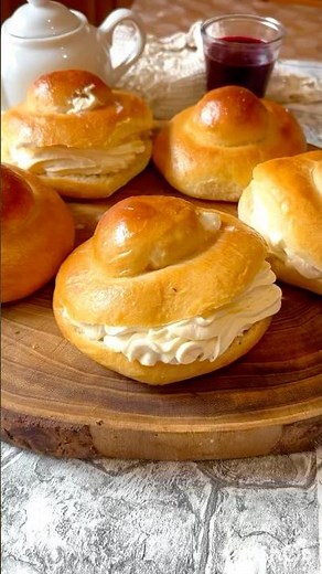 Come Fare le VERE Brioche con Tuppo Siciliane | Soffici, Profumate e Irresistibili!