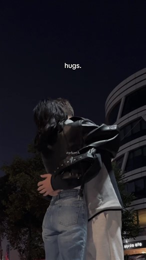 𝐆𝐨̈𝐤𝐜̧𝐞 (@gokceeyk) adlı kullanıcının Hugs videosu