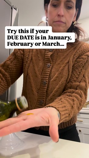 Expecting Your First Baby in 2026? Don’t Panic About What Comes After Birth. The secret no one's telling you? Most first-time parents spend months preparing for birth (which lasts a day)... but have NO PLAN for those first sleep-deprived weeks that follow. 💤 Hi there! I'm Valerie 👋 As a postpartum doula and lactation counselor who's supported thousands of new parents, I've seen that moment of "now what?!" panic when they bring baby home. You don't have to wing it like everyone else . "Your cla