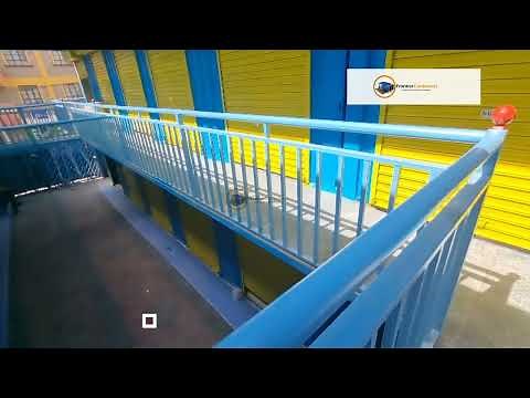 Container Shopping mall.