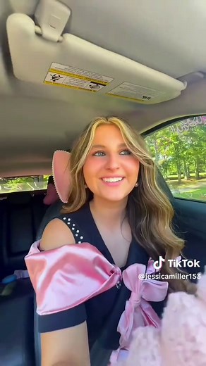 Trying to balance school, content creation, tutoring, appointments, brand deadlines, and running businesses means I always have a million things going on at once. Today helps me keep everything organized and stay on top of what I need to do without constantly trying to remember it all myself. Definitely made for busy days like mine! #TodayPartner