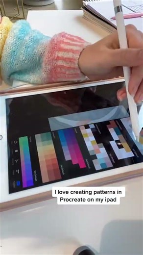 Why I love patterns for branding #branddesign #bosslady... #Shorts #brandandbloom