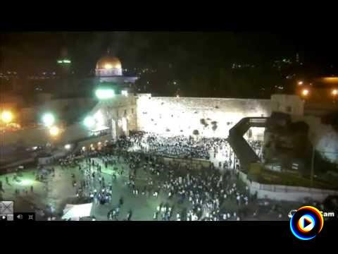 V' Samachta -You shall rejoice in your festival..and you shall have nothing but joy. by Prague choir