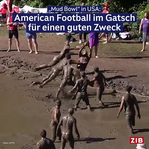 43K views · 196 reactions | Schlammschlacht für einen guten Zweck: Die 50. Ausgabe des „Mud Bowls“ ist in New Hampshire (USA) über die Bühne gegangen. Beim „Mud Bowl“ spielen Amateursportler:innen American Football im Gatsch und sammeln Geld für Wohltätigkeitsorganisationen: | Zeit im Bild | Facebook