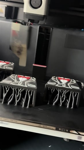 One of the 4th graders at school has been putting a lot of hours into researching #AbrahamLincoln. He is competing for his national history day project on #HonestAbe so I 3D printed him for his presentation!