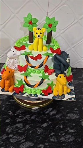 jungle Theme cake 🎂 #cake #cakedecorating #jungle #ytshorts #viralvideo