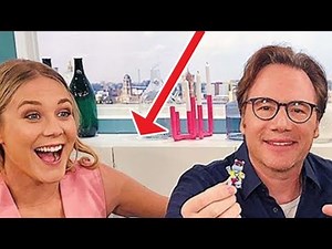 „Einfach nur peinlich“: Bei Moderatorin blitzt was raus - viele finden das zu freizügig fürs TV