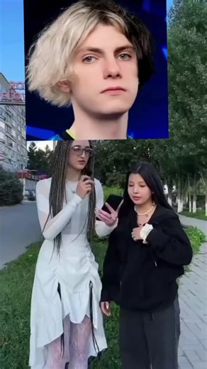 Deko (настоящее имя — Денис Жуков) — российский киберспортсмен по Counter-Strike 2, игравший на позиции рифлера и снайпера за команду Aurora Gaming. Родился 10 июля 2001 года в Набережных Челнах, Татарстан. Начал выступать в соревновательном Counter-Strike в 2017 году. Некоторые достижения: В составе 1win Team занял 3–4-е места на турнирах Dell Gaming League Season 2 и Spring Sweet Spring #3. В сентябре 2021 года одержал победу на Malta Vibes Knockout Series #2, которая принесла составу 24 000 д