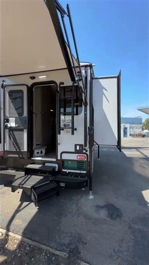 2026 Arctic Fox truck Camper!