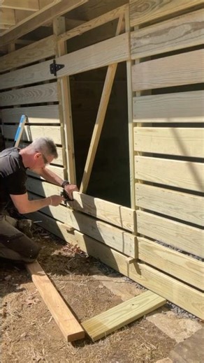 How to use a scratch awl to help set hinges