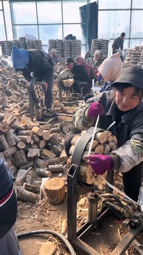 Techniques for blocking wooden loads