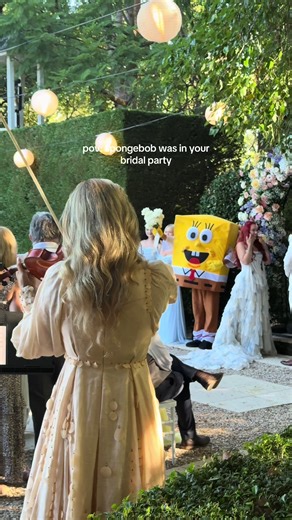 Maid of honour or Spongebob 🙌 #spongebob #wedding #spongebobsquarepants #bridesmaids #fandom