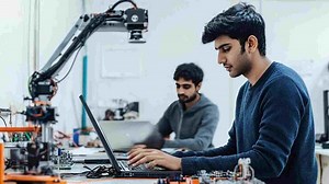 Non Teaching Jobs: यूपी में गैर शिक्षण पदों के लिए यहां चल रही है भर्ती; जल्द करें आवेदन, ये है लास्ट डेट