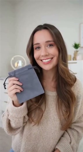 NEVER Tangle Your Necklaces Again 🤯 (Straw Hack)