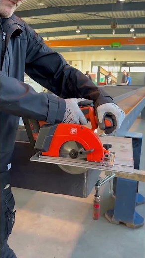 Clean cuts without tilting the blade. Possible with the new F-IRON Cut 57 AS.