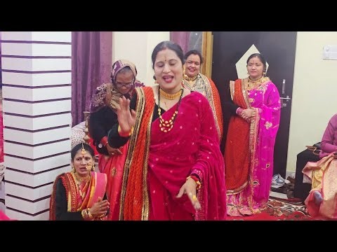 Morni Baga Ma Bole Aadhi Raat Maa ||❤️ दूल्हे की मौसीजी का जबरदस्त डान्स ||#chhayadeepvlogs #viral