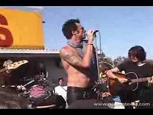Stone Temple Pilots - #3 Plush (Live . April 2000)