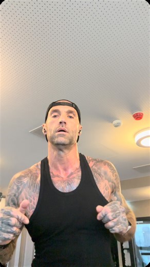 I’m so glad I have training in my life, it has never failed me as a release and a way to keep me sane. I want to say a huge thank you to everyone for their love and support for Angie so far. It truly means the world ❤️ We’re in Zurich and underway with treatments. I took a little break on here so we could plan and assess, and now I’ll get back to posting about life and work to find some sense of normality. Thank you all for the love from the bottom of my heart ❤️ The fight continues. | Calum Bes