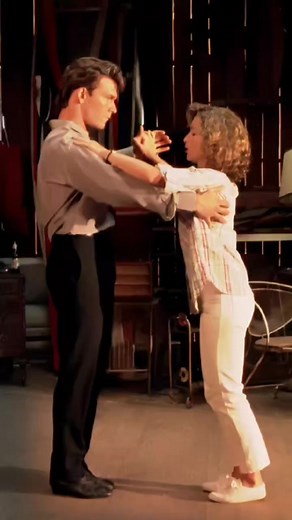 Dirty Dancing #ballo #dirtydancing #movie #scenefilm #patrickswayze #jennifergrey | Cinereel JG