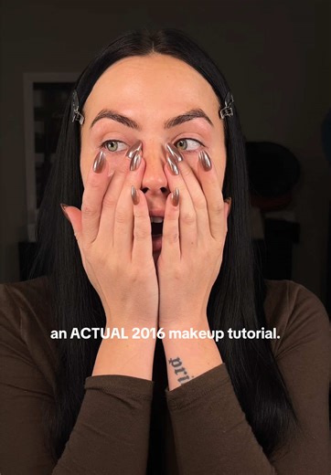 As someone who was 16 in 2016, I have all the qualifications to give you an ACTUAL 2016 makeup tutorial 👏🏼♥️ #makeup #beauty #2016makeup #swornbeauty #2016