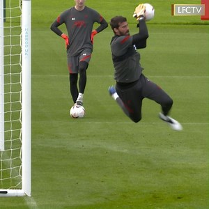 2.5M views · 19K reactions | 푮풐풐풅 풗풊풃풆풔 풂풕 푴풆풍풘풐풐풅  You can watch behind the scenes from today's session in full over on LFCTV GO  | Liverpool FC | Facebook