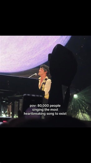Talking to the Moon Bruno Mars live — Romantic Tour performance