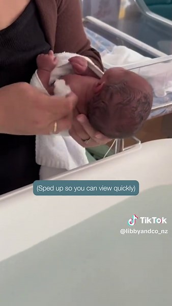 How to Bathe a Newborn: Step-by-Step Guide
