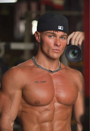 In the Cut: Christian Elliott