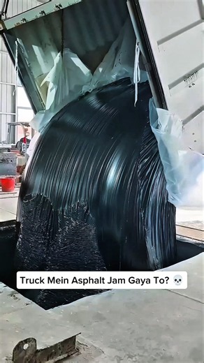 Why Is Asphalt Transport So Dangerous? 🥵🚛 #shorts