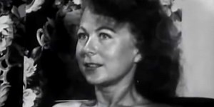 Watch this 1950s housewife having a blast on LSD