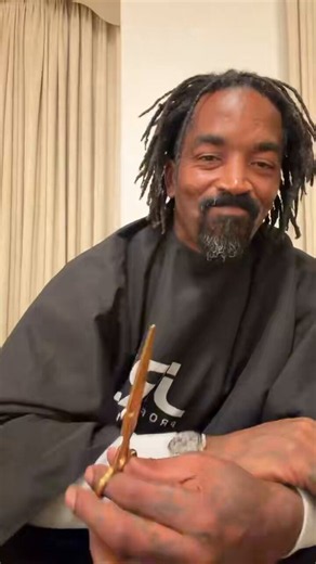 You ain’t put in no work cutting your shit this short treat that shit like a regular haircut nigga