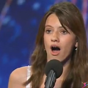 Faryl Smith | World Best Talent