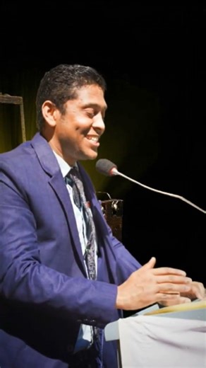 why did the computer go to the doctor? 😀 #funny