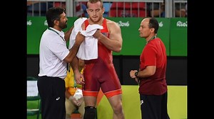 USA's Kyle Snyder wins wrestling gold at Rio Olympics