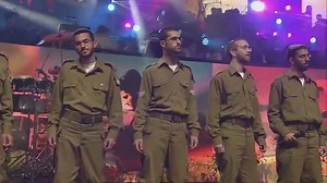 6.9K views · 144 reactions | Israeli superstar Yaakov Shwekey performs for the Israel Defense Forces! Stunning show! IDF soldiers are his back up singers! | All Things Israel | Facebook