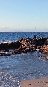 Roadhouse Rock Sunset in Summerstrand. #reelssouthafrica #sharethebay #Gqeberha #nelsonmandelabay #portelizabeth | Jose Alves