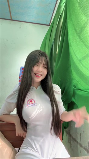 Không giỏi nói lời hoa mỹ, Chỉ giỏi thương anh thật lòng