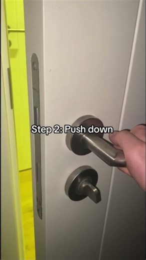✨How to close a door✨#relatable #tips #lifehacks