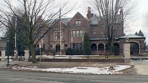 Walz family moving to Sunfish Lake property during renovation on governor's mansion