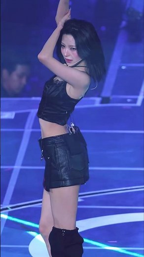 260905 #프로미스나인 #백지헌 #BlueHeart #직캠 4K60p #fromis_9 #fancam @GirlGroupGallery