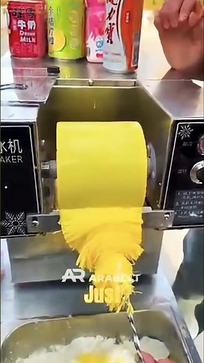 The Snowmaker 2000: The Ultimate Ice Cream Maker Machine | Food Pakistan